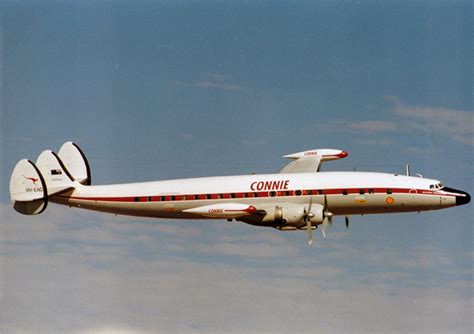 lockheed super constellation still in flight